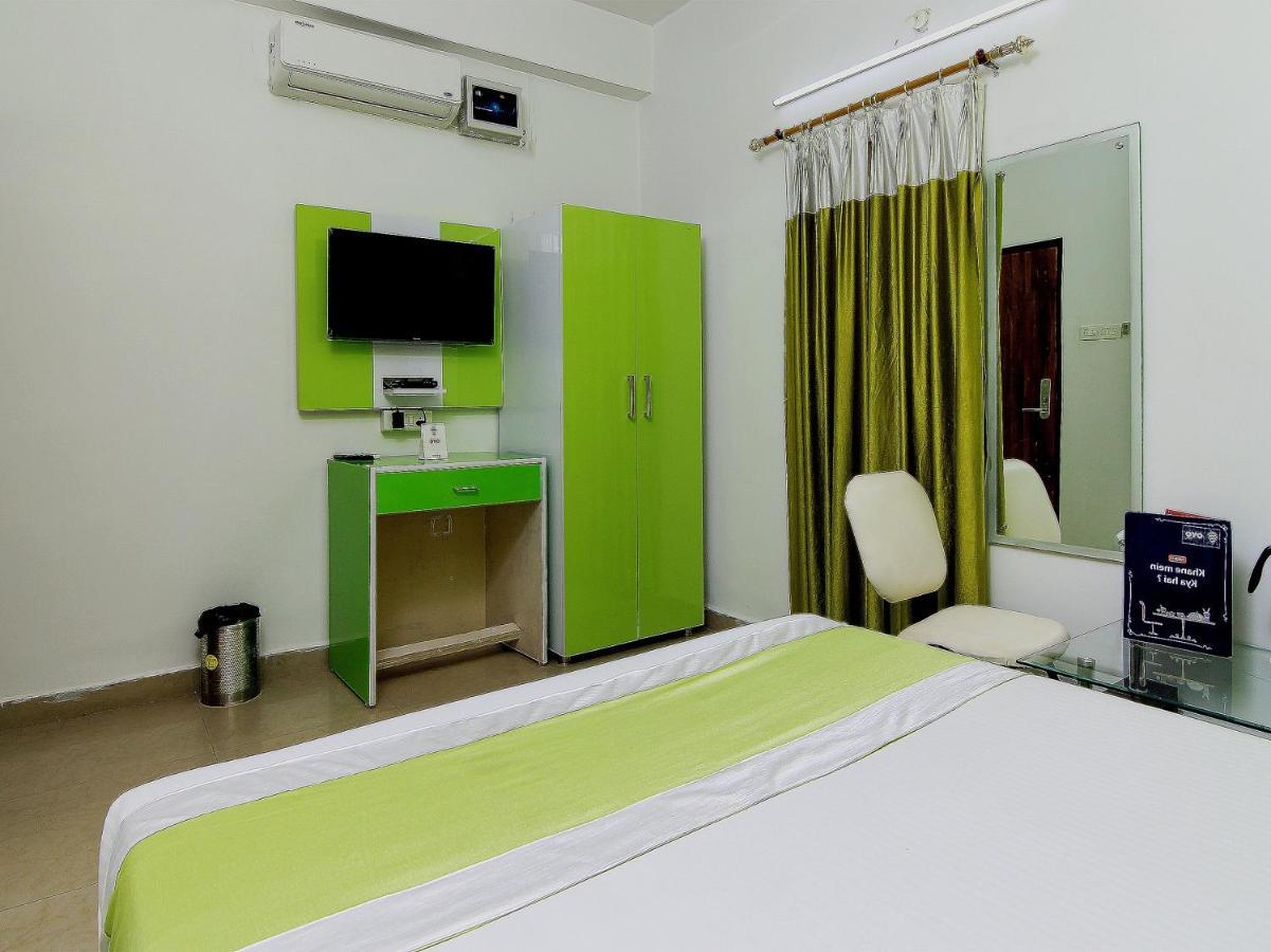 Oyo Flagship 4434 Earth Inn Lucknow Exterior photo