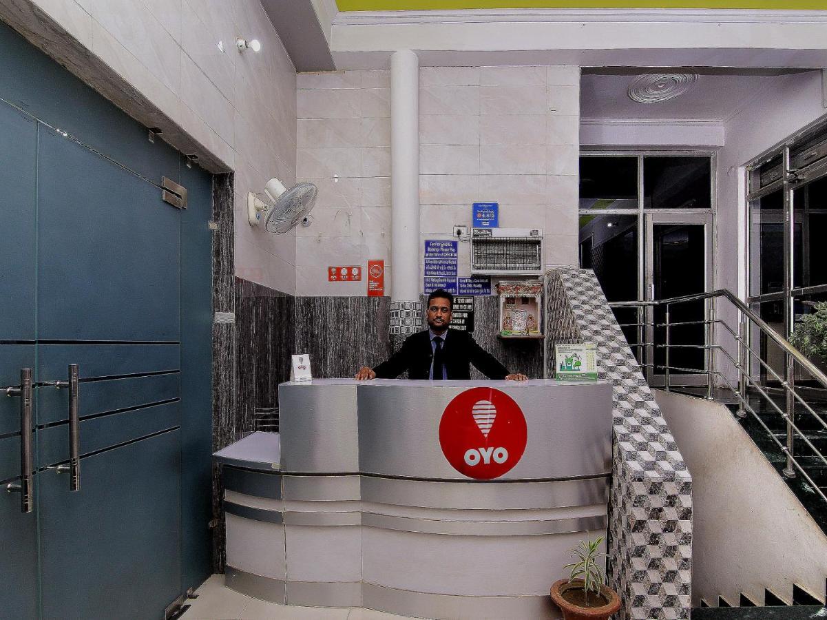 Oyo Flagship 4434 Earth Inn Lucknow Exterior photo